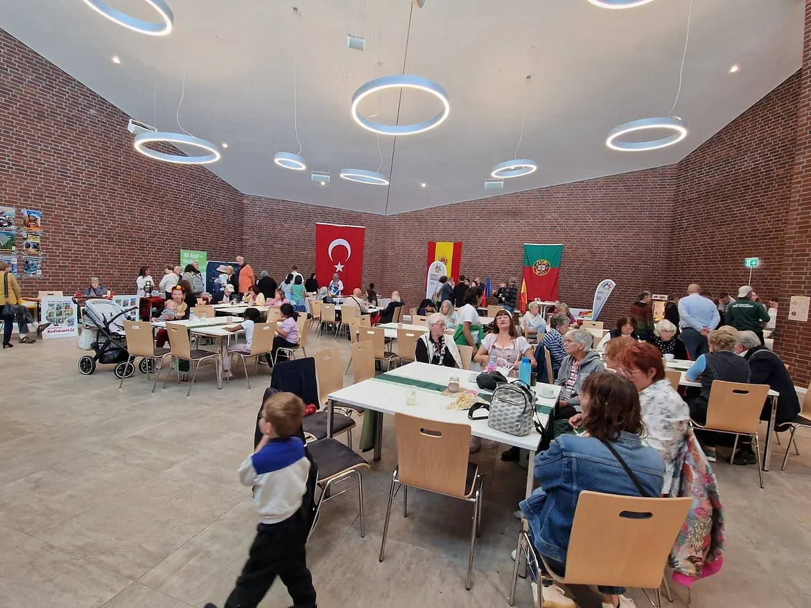 Der Saal beim Septemberfest